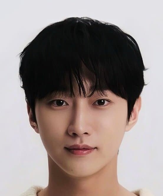 Jung Jin Young