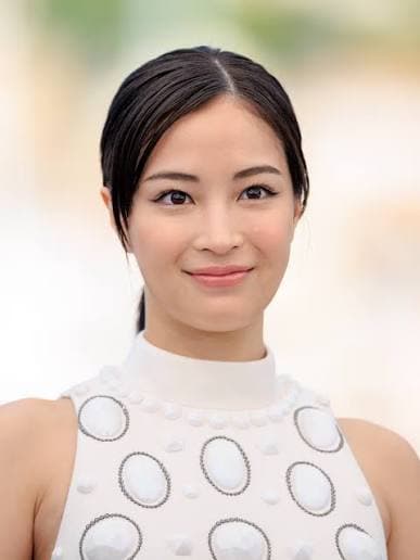 Suzu Hirose