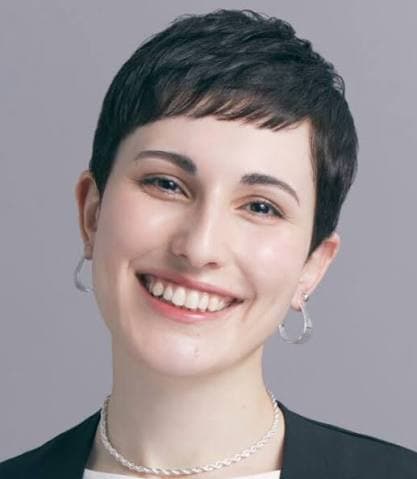 Farahnaz Nikray