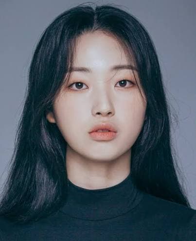 Yeo-Jin Lee