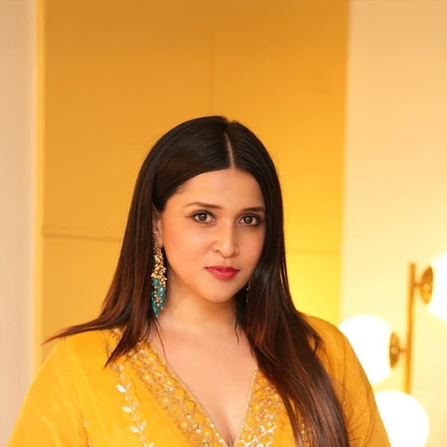 Mannara Chopra