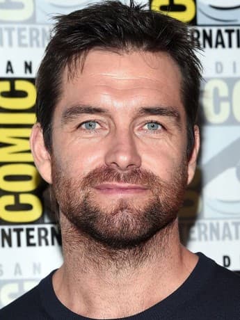 Antony Starr