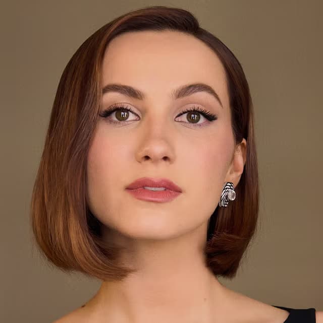 Maude Apatow