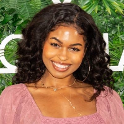 Aziza Scott