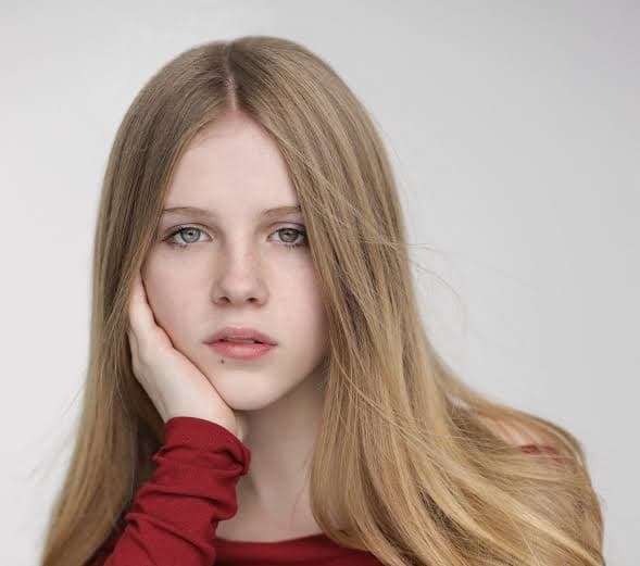 Alyla Browne