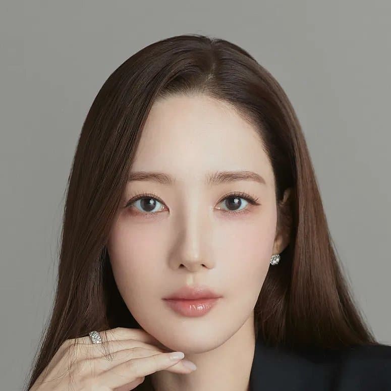 Park Min-young