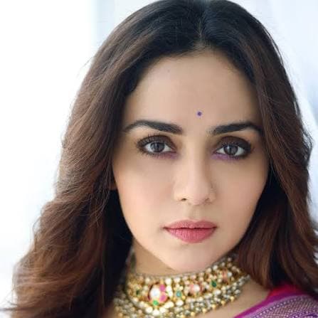 Amruta Khanvilkar