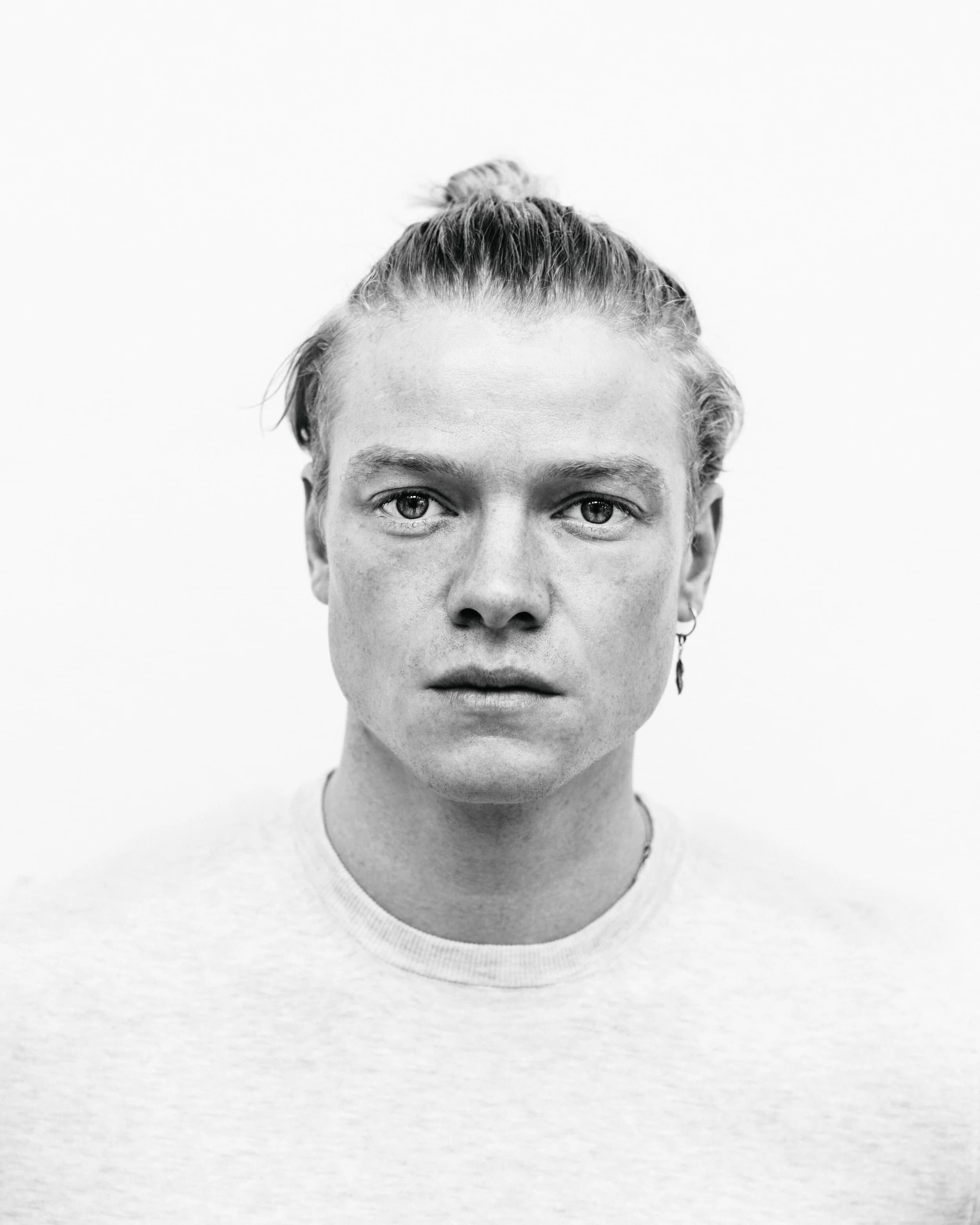 Tom Rhys Harries
