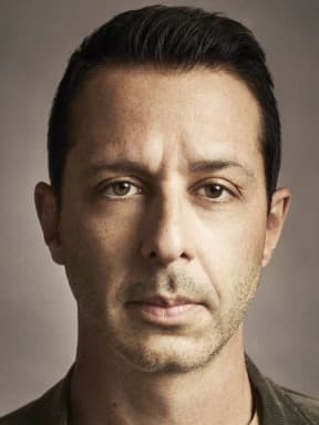 Jeremy Strong