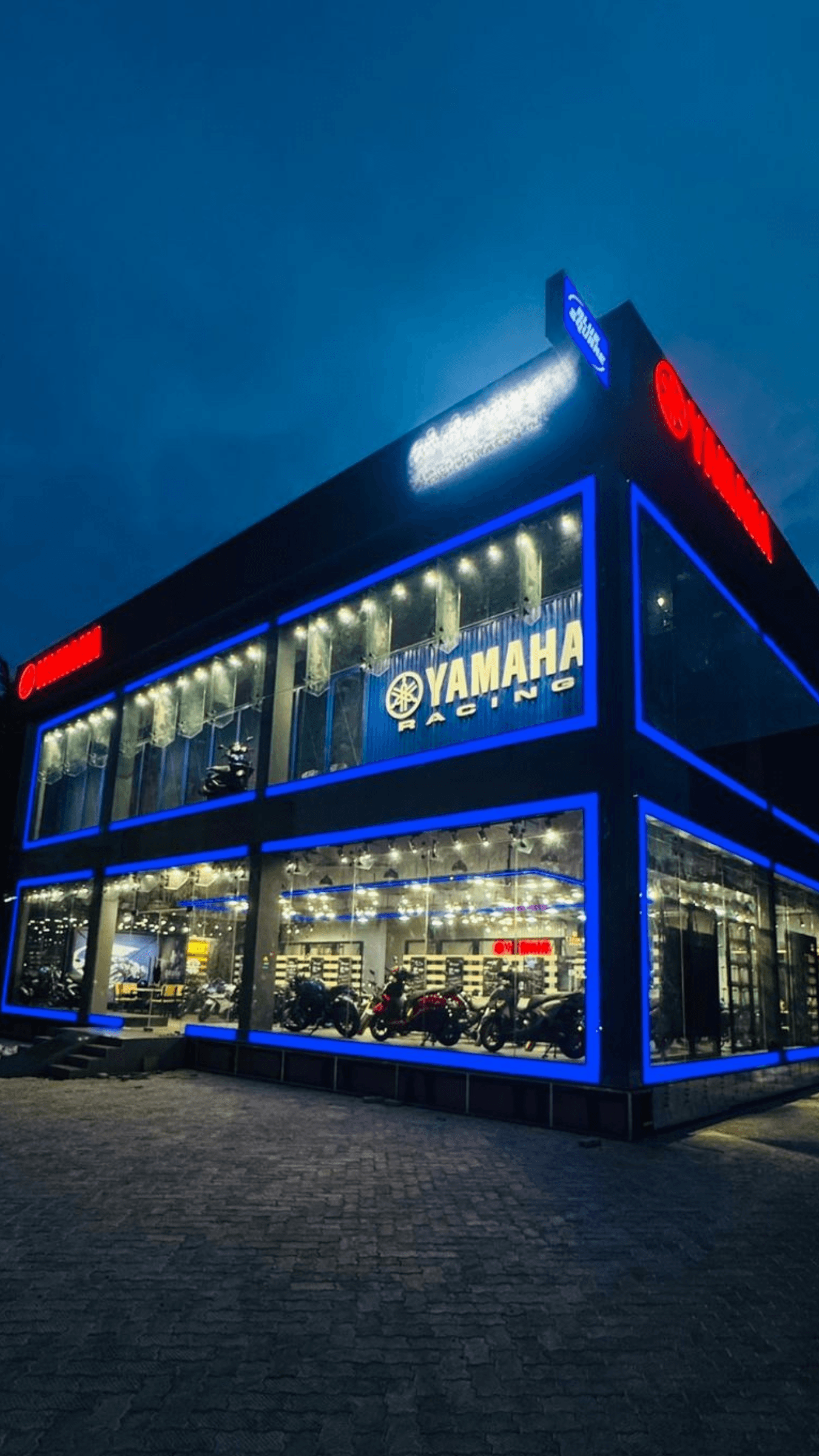 Yamaha Strengthens Premium Retail Footprint, Celebrates 600 Blue Square Showrooms Nationwide