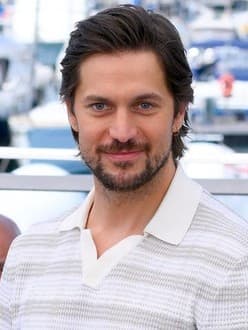 Lucas Bravo