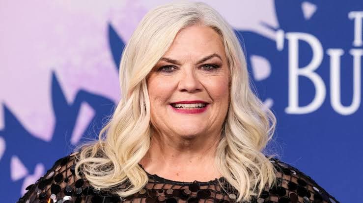 Paula Pell