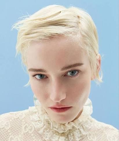 Julia Garner