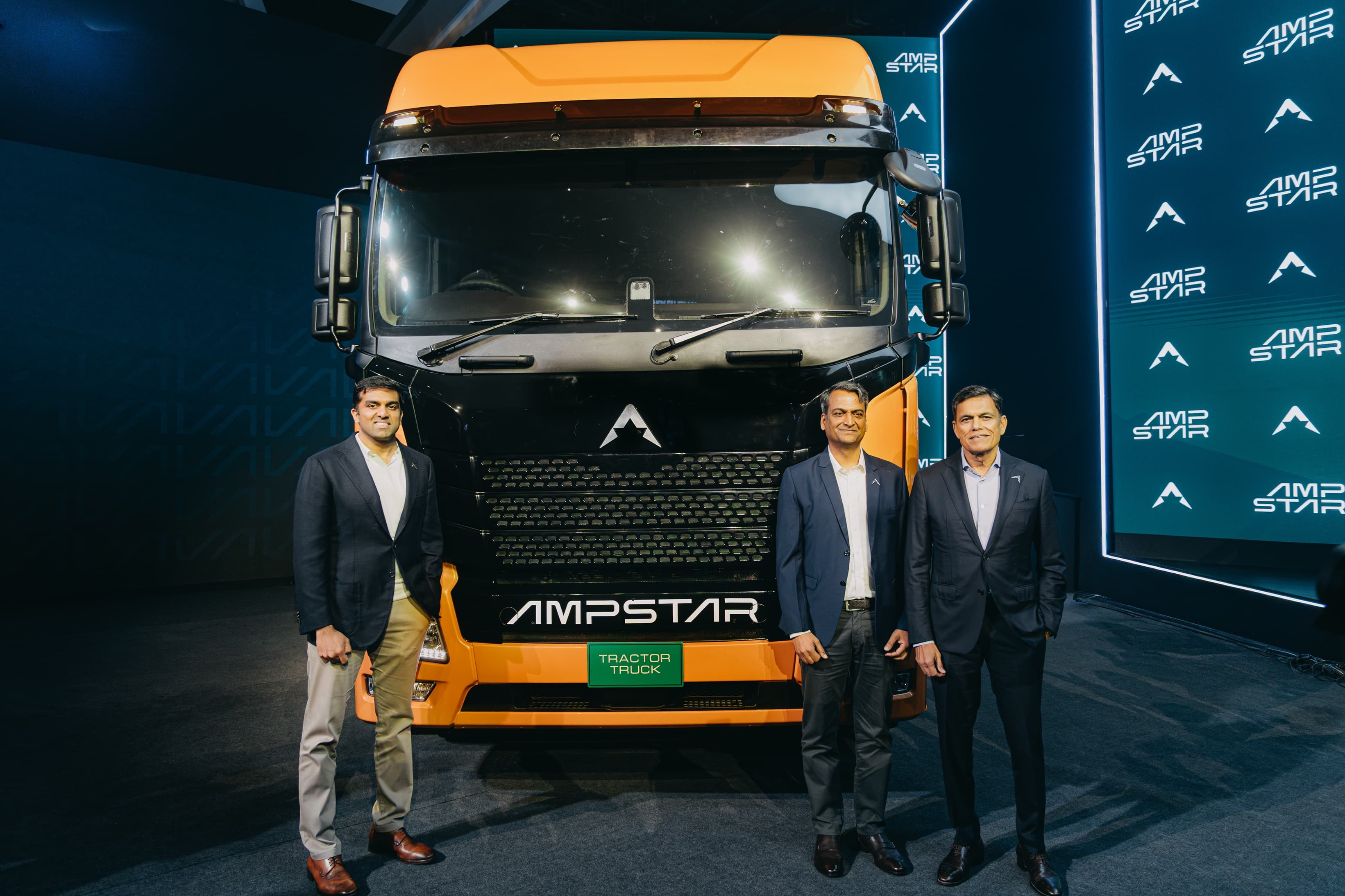 AMPSTAR powers into heavy-duty trucking with deployment of its first 100 electric tractor trucks